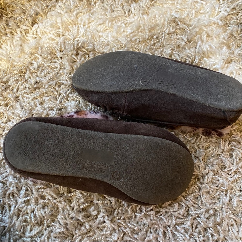 winter slippers - Picture 3 of 3